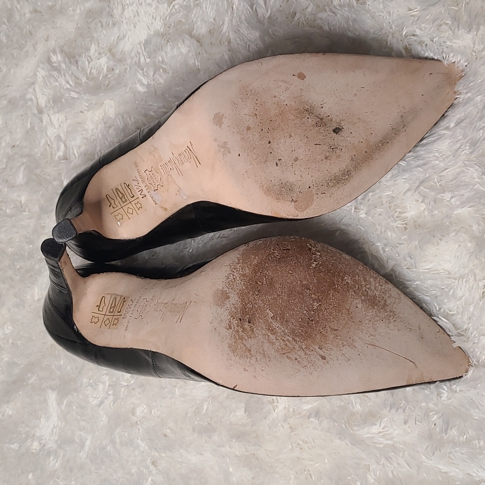 Sz7.5 Neiman Marcus Cissy Eelskin Heels - Picture 9 of 9